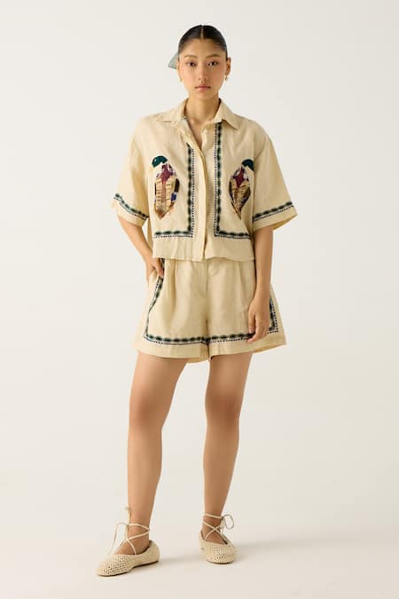 Cord Applique Detailed Linen Shorts 