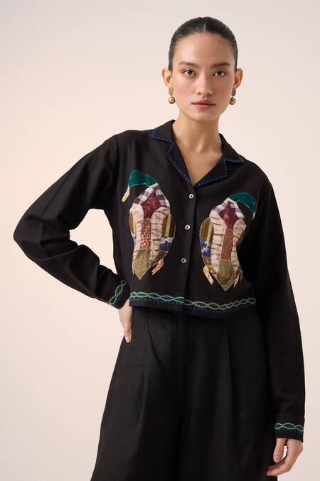 Buy_Cord_Black Cotton Applique Collared Duck Detailed Crop Shirt_Online_at_Aza_Fashions