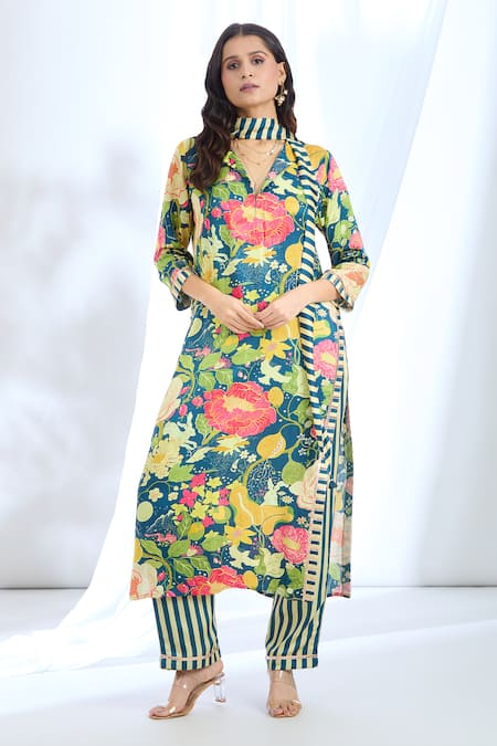 Gopi Vaid Floral Print Kurta Set 