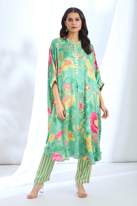 Gopi Vaid Green Satin Floral Round Gota Detailed Sleeve Hem Kaftan With Pant 