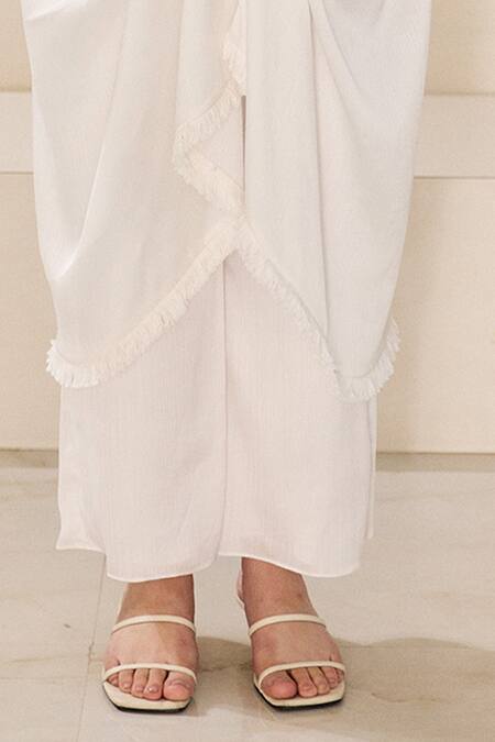 Lavanya Ahuja_White Silk Organza Embroidery V-neck Floral Cutwork Embrodiered Kaftan With Pant _Online_at_Aza_Fashions