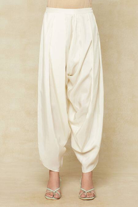 Debyani + CO Blue Cotton Embroidery Split V-neck Kurta Salwar Set Online at Aza Fashions Debyani + CO_Blue Cotton Embroidery Split V-neck Kurta Salwar Set _Online_at_Aza_Fashions