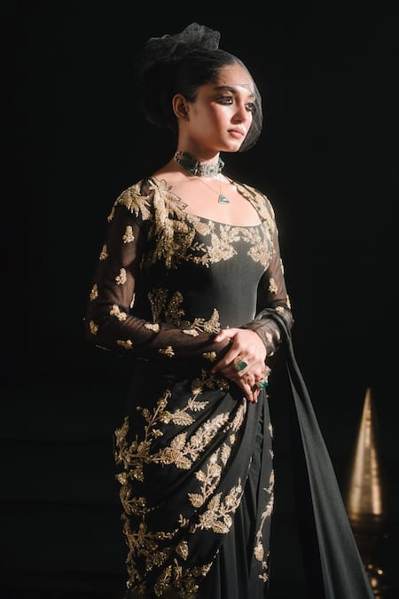 Shop Masaba Black Modal, Tulle Zari, Embroidery Sunheri Bel Stitched Saree Set With Shrug at Aza Fashions Shop_Masaba_Black Modal, Tulle Zari, Embroidery Sunheri Bel Stitched Saree Set With Shrug _at_Aza_Fashions