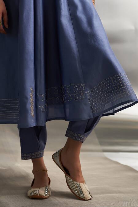 Shop Charkhee Blue Kurta And Dupatta Chanderi Embroidered Zari Bodice Panelled Salwar Set Online at Aza Fashions Shop_Charkhee_Blue Kurta And Dupatta Chanderi Embroidered Zari Bodice Panelled Salwar Set _Online_at_Aza_Fashions