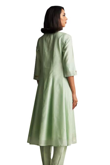 Charkhee Green Kurta And Dupatta Chanderi Embroidered Zari Notched Panelled Salwar Set at Aza Fashions Charkhee_Green Kurta And Dupatta Chanderi Embroidered Zari Notched Panelled Salwar Set _at_Aza_Fashions