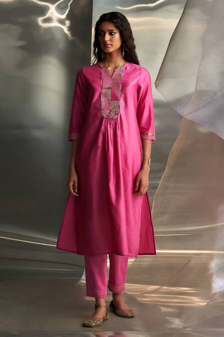 Charkhee Pink Kurta And Dupatta Chanderi Embroidered Zari Notched Bodice Pant Set at Aza Fashions Charkhee_Pink Kurta And Dupatta Chanderi Embroidered Zari Notched Bodice Pant Set _at_Aza_Fashions