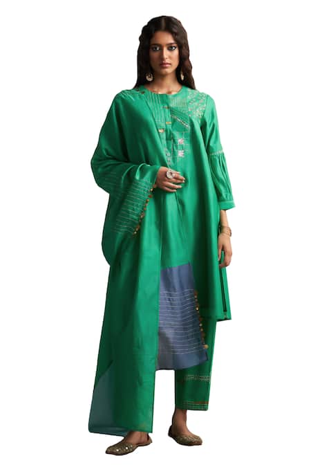 Buy Charkhee Green Kurta And Dupatta Chanderi Embroidered Zari Egyptian Pattern Pant Set Online at Aza Fashions Buy_Charkhee_Green Kurta And Dupatta Chanderi Embroidered Zari Egyptian Pattern Pant Set _Online_at_Aza_Fashions
