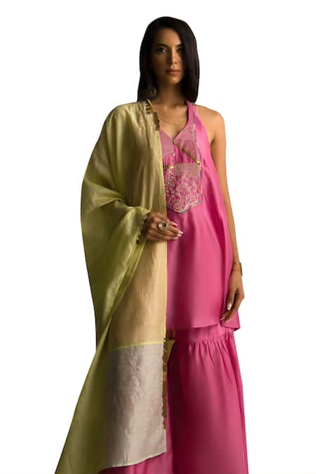 Charkhee Pink Kurta And Dupatta Chanderi Embroidered Zari Halter Neck Sharara Set Online at Aza Fashions Charkhee_Pink Kurta And Dupatta Chanderi Embroidered Zari Halter Neck Sharara Set _Online_at_Aza_Fashions