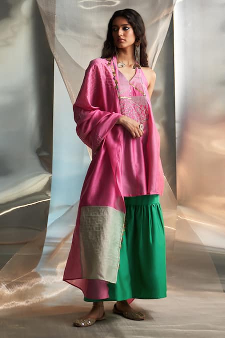 Charkhee Pink Kurta And Dupatta Chanderi Embroidered Zari Halter Neck Sharara Set 