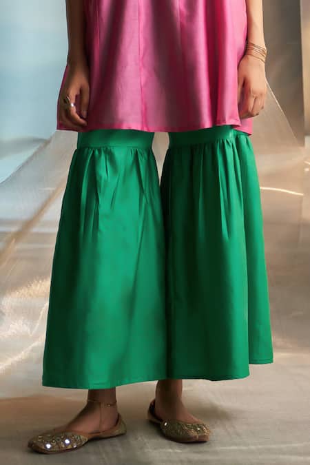 Charkhee Pink Kurta And Dupatta Chanderi Embroidered Zari Halter Neck Sharara Set at Aza Fashions Charkhee_Pink Kurta And Dupatta Chanderi Embroidered Zari Halter Neck Sharara Set _at_Aza_Fashions