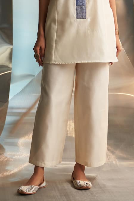 Buy Charkhee Ivory Chanderi Embroidered Zari Round Short Kurta Pant Set Online at Aza Fashions Buy_Charkhee_Ivory Chanderi Embroidered Zari Round Short Kurta Pant Set _Online_at_Aza_Fashions