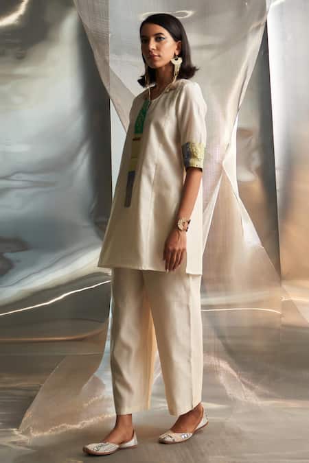 Shop Charkhee Ivory Chanderi Embroidered Zari Round Short Kurta Pant Set Online at Aza Fashions Shop_Charkhee_Ivory Chanderi Embroidered Zari Round Short Kurta Pant Set _Online_at_Aza_Fashions