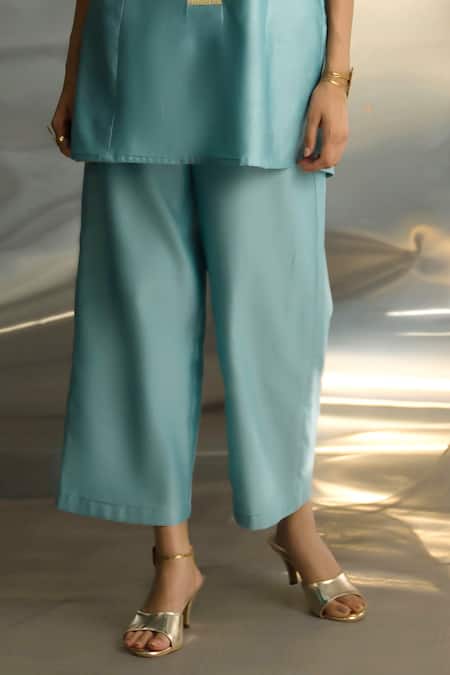 Buy Charkhee Blue Chanderi Embroidered Zari Round Short Kurta Pant Set Online at Aza Fashions Buy_Charkhee_Blue Chanderi Embroidered Zari Round Short Kurta Pant Set _Online_at_Aza_Fashions