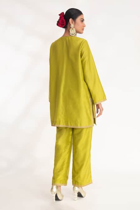 Shop Chhaya Mehrotra Green Bamboo, Voile Zari Keyhole Neck Aavya Zardozi Embroidered Kurta And Pant Set at Aza Fashions Shop_Chhaya Mehrotra_Green Bamboo, Voile Zari Keyhole Neck Aavya Zardozi Embroidered Kurta And Pant Set _at_Aza_Fashions