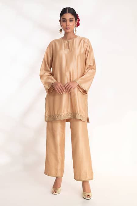 Chhaya Mehrotra Aavya Zardozi Work Kurta & Pant Set 