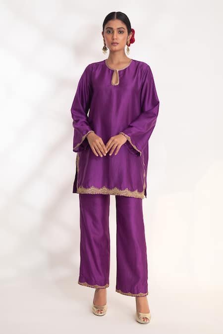 Chhaya Mehrotra Purple Bangalore Silk Embroidery Zardozi Lekha Scallop Border Kurta And Pant Set 