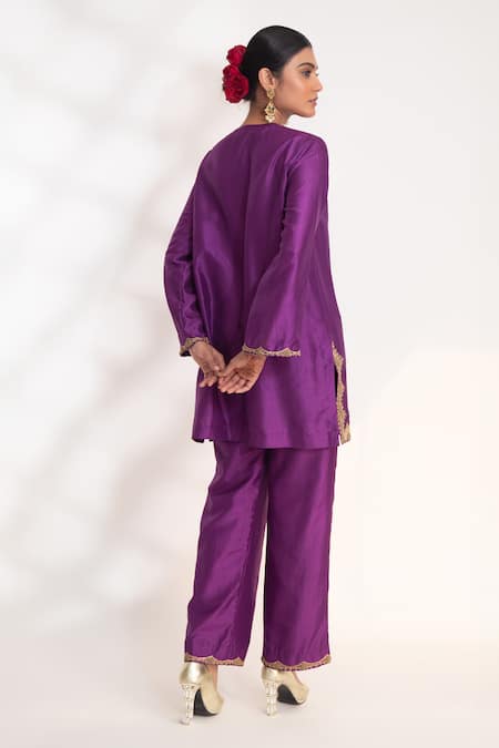 Shop Chhaya Mehrotra Purple Silk Zari Keyhole Neck Lekha Scallop Border Embroidered Kurta And Pant Set at Aza Fashions Shop_Chhaya Mehrotra_Purple Silk Zari Keyhole Neck Lekha Scallop Border Embroidered Kurta And Pant Set _at_Aza_Fashions