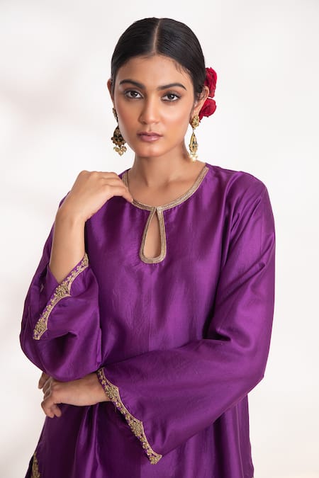 Buy Chhaya Mehrotra Purple Silk Zari Keyhole Neck Lekha Scallop Border Embroidered Kurta And Pant Set Online at Aza Fashions Buy_Chhaya Mehrotra_Purple Silk Zari Keyhole Neck Lekha Scallop Border Embroidered Kurta And Pant Set _Online_at_Aza_Fashions