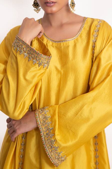 Buy_Chhaya Mehrotra_Yellow Voile Zari Round Kanak Zardozi Panelled Embroidered Kurta And Salwar Set _Online_at_Aza_Fashions