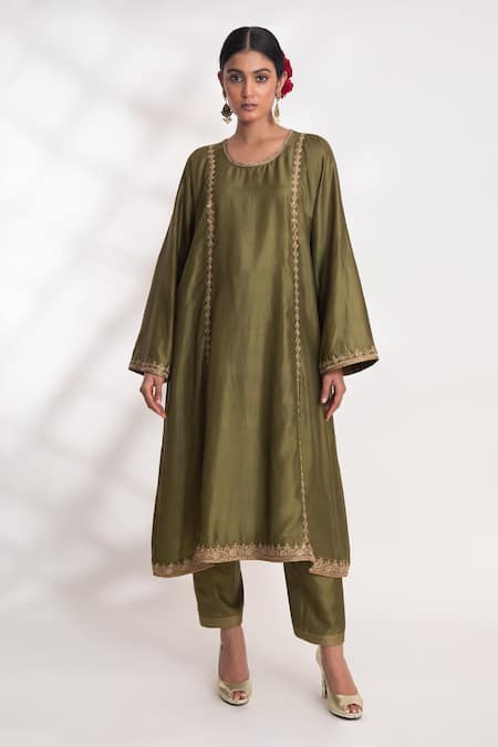 Chhaya Mehrotra Kanak Zardozi Work Panelled Kurta & Salwar Set 