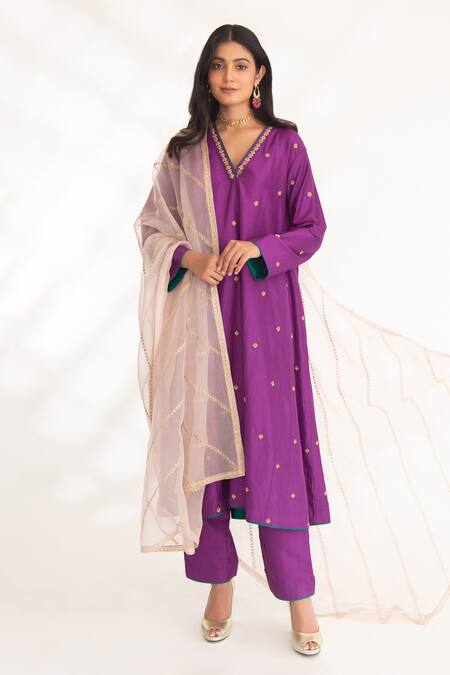 Chhaya Mehrotra Purple Zari V-neck Iya Geometric Embroidered Kurta And Pant Set Online at Aza Fashions Chhaya Mehrotra_Purple Zari V-neck Iya Geometric Embroidered Kurta And Pant Set _Online_at_Aza_Fashions
