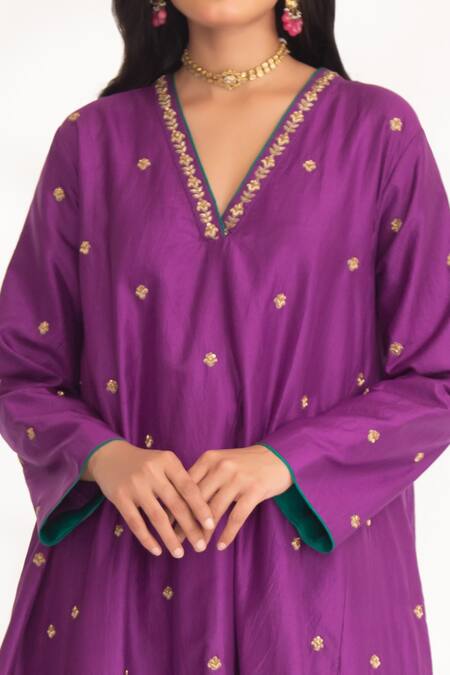 Shop Chhaya Mehrotra Purple Zari V-neck Iya Geometric Embroidered Kurta And Pant Set Online at Aza Fashions Shop_Chhaya Mehrotra_Purple Zari V-neck Iya Geometric Embroidered Kurta And Pant Set _Online_at_Aza_Fashions