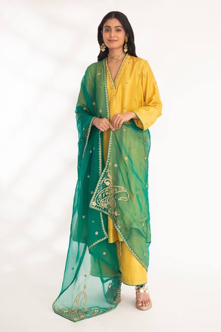 Chhaya Mehrotra_Yellow Voile Zari V-neck Iya Embroidered Kurta And Pant Set _Online_at_Aza_Fashions