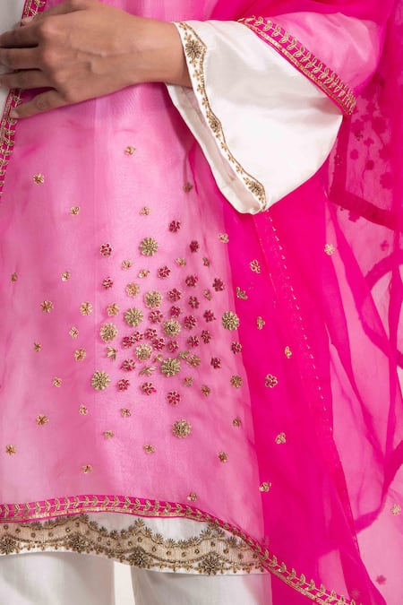 Chhaya Mehrotra_Pink Silk Organza Embroidery Hrutvi Hand Dupatta _Online_at_Aza_Fashions