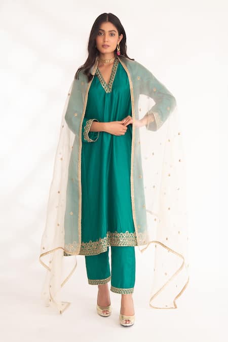 Chhaya Mehrotra Vanika Hand Embroidered Dupatta 