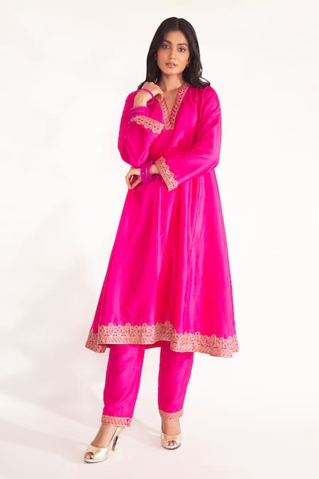 Chhaya Mehrotra Pink Bangalore Silk Hand Embroidered Zardozi Dhriti Kurta With Pant 