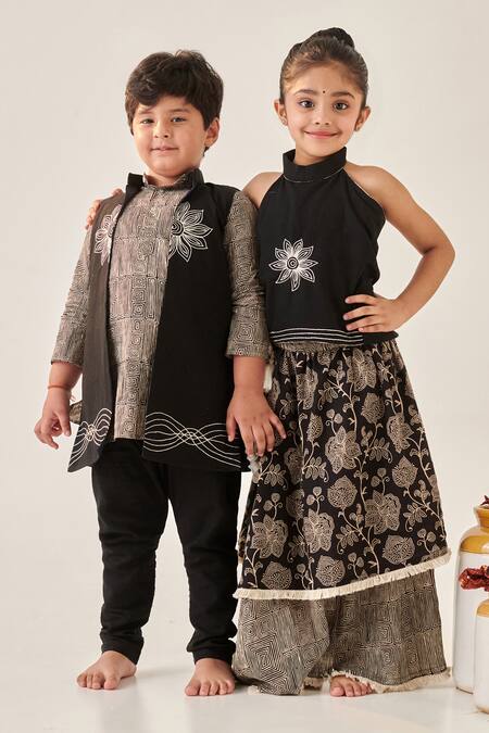 Buy Cute Couture Black Kurta Cotton Embroidered Thread Bundi Set Buy_Cute Couture_Black Kurta Cotton Embroidered Thread Bundi Set