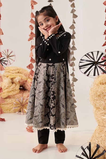 Cute Couture_Black Anarkali Cotton Embroidered Mirror Pant Set _Online_at_Aza_Fashions