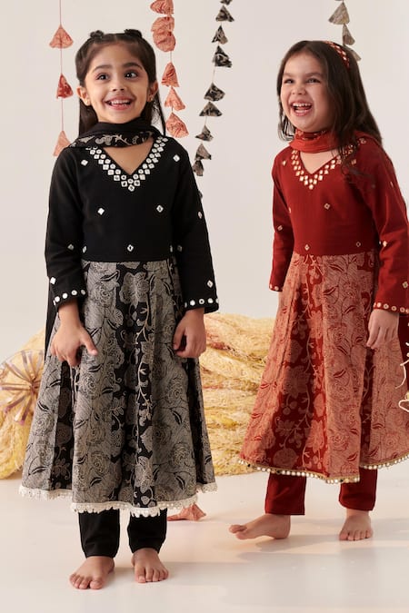 Buy_Cute Couture_Black Anarkali Cotton Embroidered Mirror Pant Set 