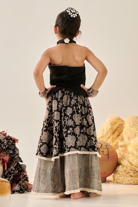 Shop Cute Couture Black Lehenga Cotton Embroidered Thread Set at Aza Fashions Shop_Cute Couture_Black Lehenga Cotton Embroidered Thread Set _at_Aza_Fashions