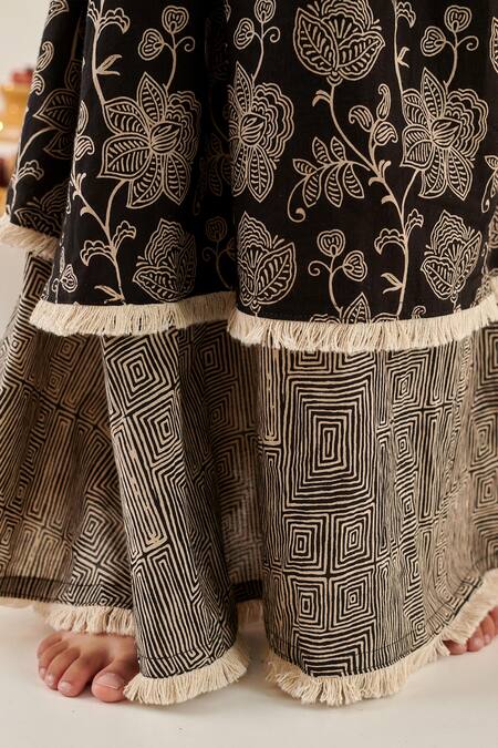 Shop Cute Couture Black Lehenga Cotton Embroidered Thread Set Online at Aza Fashions Shop_Cute Couture_Black Lehenga Cotton Embroidered Thread Set _Online_at_Aza_Fashions