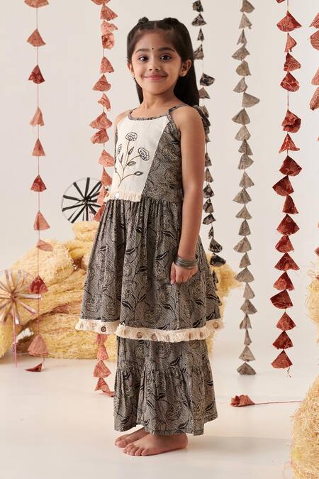 Cute Couture_Beige Kurta Flex And Printed Floral Embroidered & Sharara Set _Online_at_Aza_Fashions