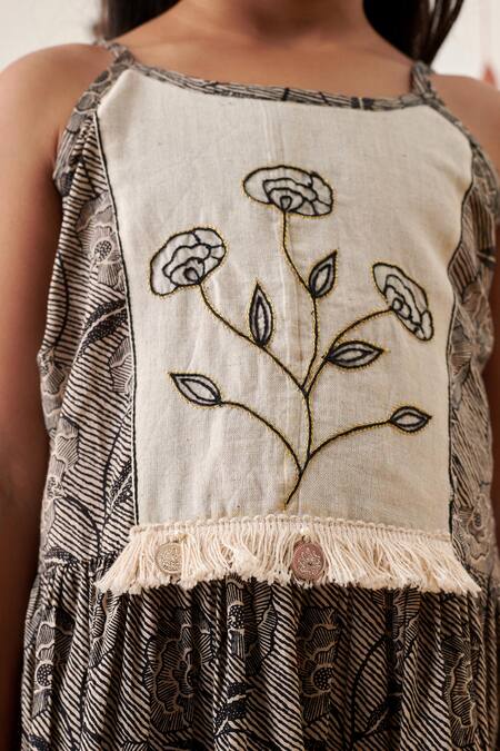 Cute Couture_Beige Kurta Flex And Printed Floral Embroidered & Sharara Set _at_Aza_Fashions