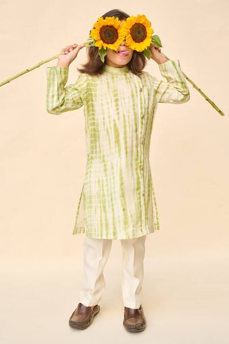 All Boy Couture Thread Embroidered Tie Dye Kurta With Pyjama 