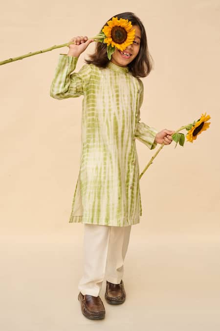 All Boy Couture Thread Embroidered Tie Dye Kurta With Pyjama 