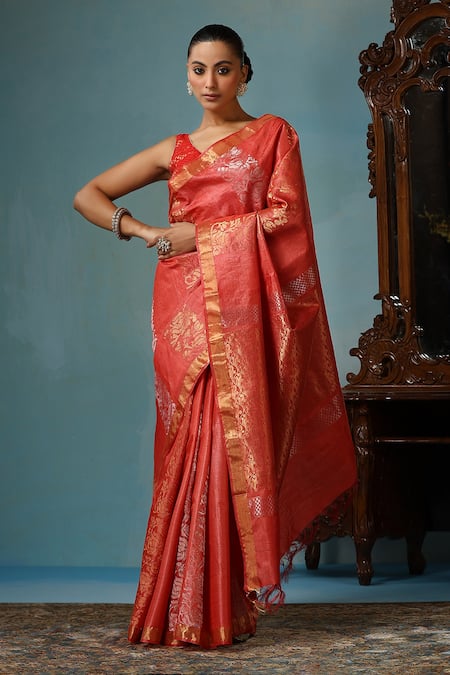 DUSALA Red Kosa Silk Floral Motif Handwoven Saree With Running Blouse Piece 