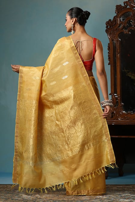 Shop Dusala Gold Kota Doria Marigold Flower Motif Handwoven Saree With Running Blouse Piece at Aza Fashions Shop_Dusala_Gold Kota Doria Marigold Flower Motif Handwoven Saree With Running Blouse Piece _at_Aza_Fashions