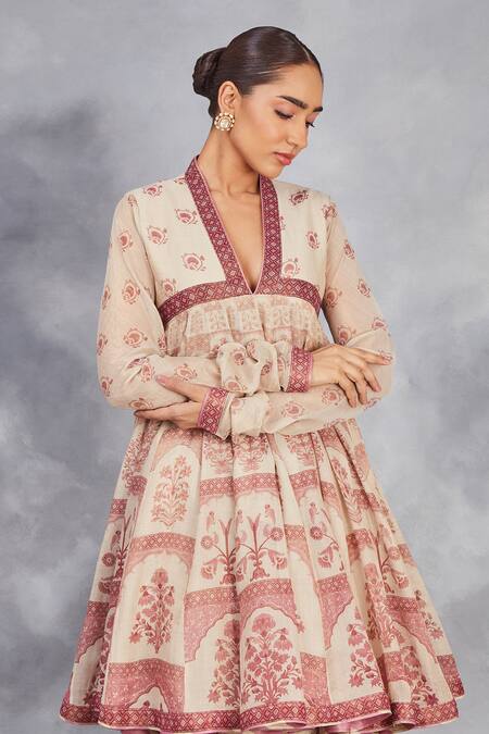 Sue Mue_Beige Handloom Cotton Tassels Botanical Print Handwoven Short Anarkali Set _Online_at_Aza_Fashions