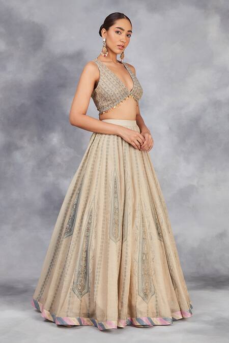 Sue Mue Beige Handloom Cotton Embroidery, Lace, Floral Print Handwoven Lehenga Set at Aza Fashions Sue Mue_Beige Handloom Cotton Embroidery, Lace, Floral Print Handwoven Lehenga Set _at_Aza_Fashions