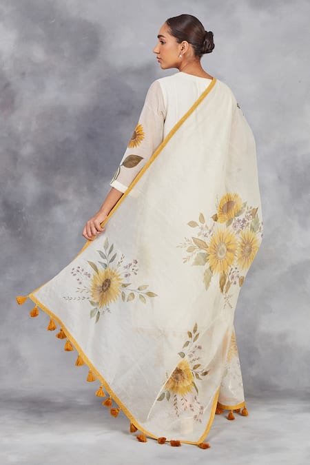 Sue Mue Hand Painted Handwoven Kurta Set