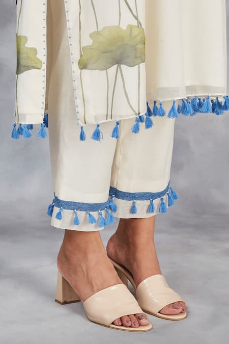 Buy_Sue Mue_Off White Chanderi, , Handloom Lotus Hand Painted Kurta Set _Online_at_Aza_Fashions