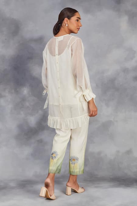 Sue Mue_Off White Chanderi Ruffles Collared Hand Painted Top With Pant _Online_at_Aza_Fashions