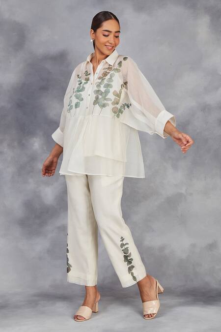 Shop_Sue Mue_Off White Chanderi Collared Hand Painted Peplum Top With Pant _Online_at_Aza_Fashions