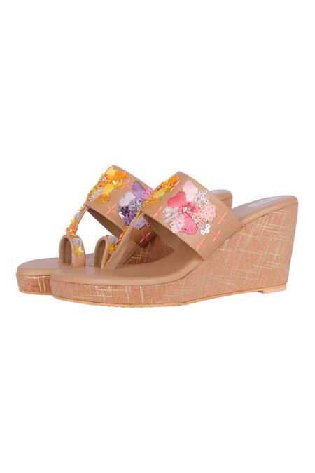 Shop_Fuchsia by aashaka mehta_Brown Embroidery, Sequins Bohemian Bloom Kolhapuri Wedges _Online_at_Aza_Fashions