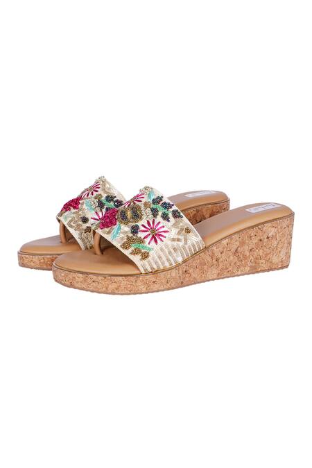 Shop_Fuchsia by aashaka mehta_Gold Embroidery, Beads Blooming Beauty Floral Wedges_Online_at_Aza_Fashions