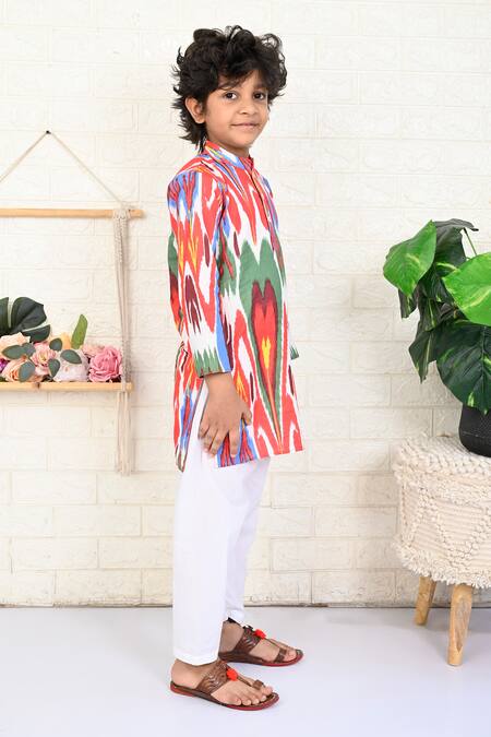 Shop THE COTTON STAPLE Multi Color Cotton Alpine Ikat Print Kurta And Pant Set Online at Aza Fashions Shop_THE COTTON STAPLE_Multi Color Cotton Alpine Ikat Print Kurta And Pant Set _Online_at_Aza_Fashions